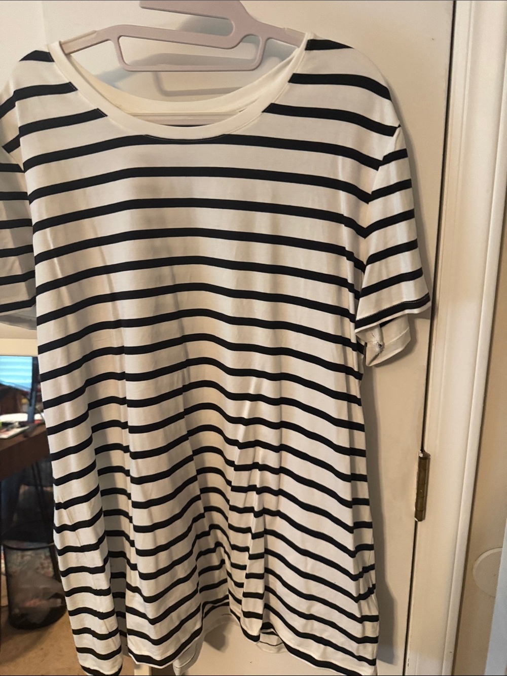Amazon Essentials Black & White Striped Short Sleeve Women’s Tee